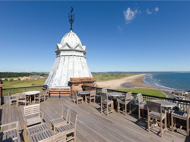 Roof terrace.