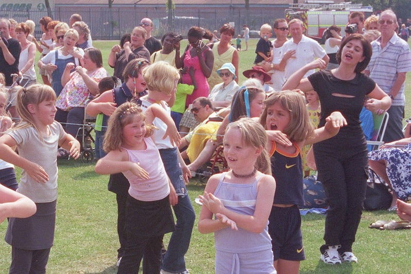 Who had the best dance moves at the 1999 the British Heart Foundation annual Summer Gala held at the Jubilee Sports and social club, Claywheels lane, Hillsborough?