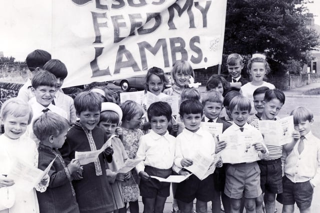 Children at the Woodhouse Whit Sing... June 1968
