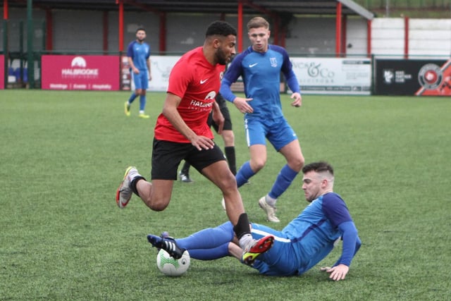 Ben Henderson is tackled.