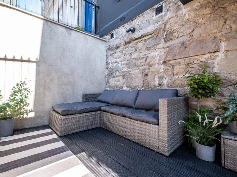 Seating area