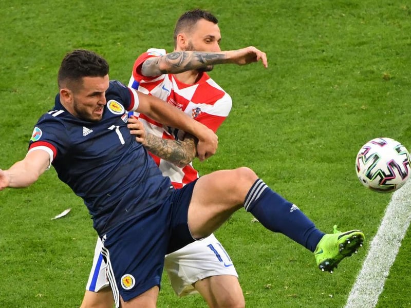 Could exert no real influence or pose no real threat across a frustrating 90 minutes. The application and the appetite was all there but, as with his team-mates, the greater class of the opposition easily trumped these attributes. 5