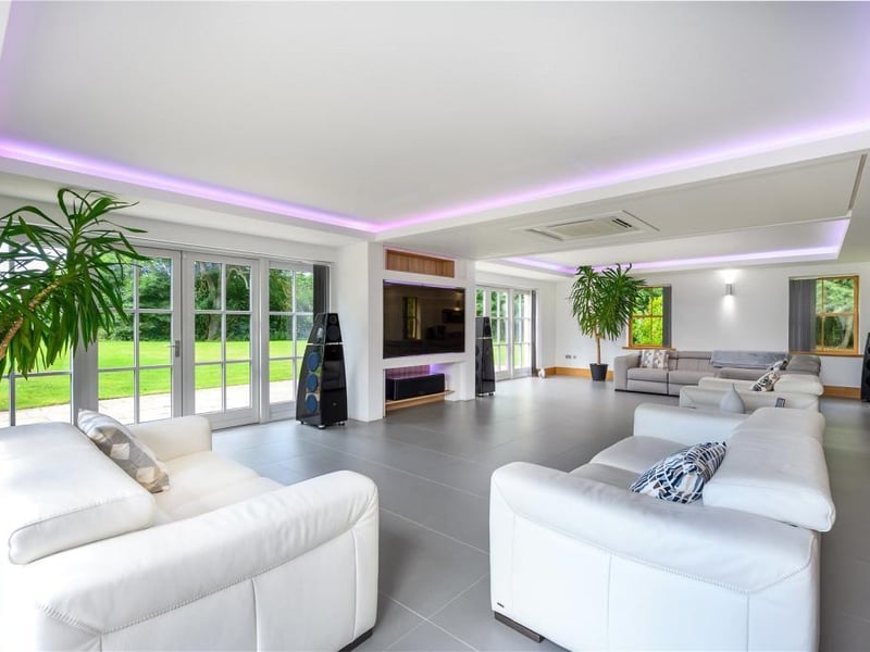 Drawing room.