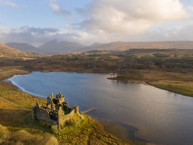 The castle remained the base of the mighty Campbells of Glenorchy for 150 years. After the first Jacobite Rising of 1689, Kilchurn was converted into a garrison stronghold, but was abandoned by the end of the 1700s.