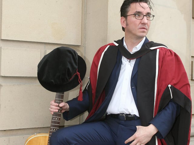 Singer Richard Hawley took his guitar along when he was awarded an honorary doctorate from Sheffield Hallam University in 2008
