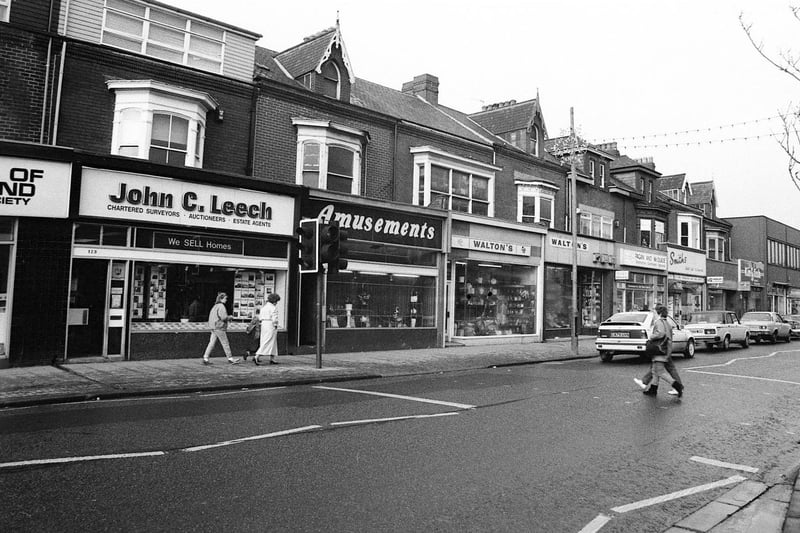 Who remembers Waltons pet shop in York Road and which other shops did you love in this street?