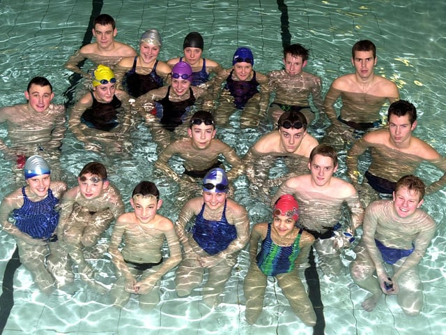 Who can you spot making a splash in these retro Doncaster swimming photos?