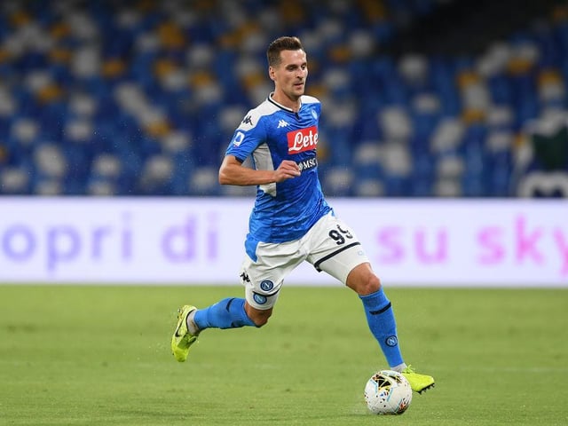 Tottenham Hotspur and Everton are set to rival Atletico Madrid for Napoli striker Arkadiusz Milik. (AS)