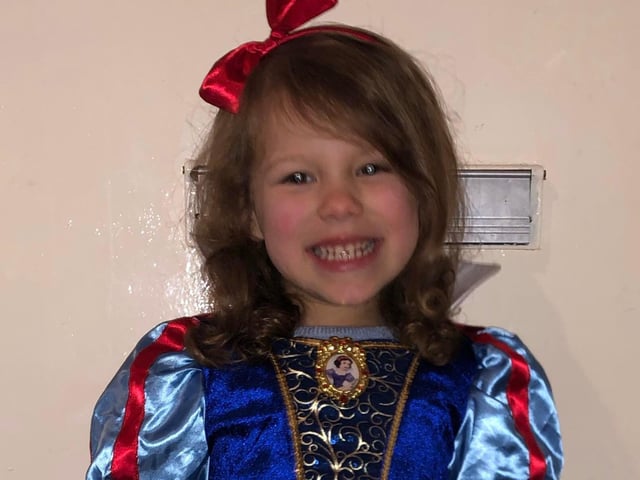 Ariana aged 4 from Portsmouth as Snow White for World Book Day