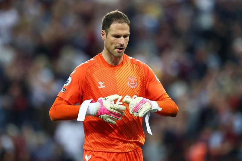 A vastly experienced and potentially costly option.  Begovic left Everton earlier this month and has been linked with a move to Queens Park Rangers.