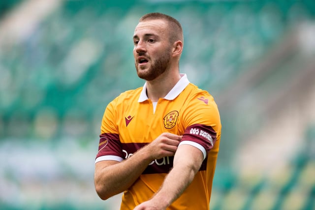 Hibs have been linked with a move for Motherwell midfielder Allan Campbell, who is in the last year of his contract but is yet to agree a new deal at Fir Park. (Daily Record)