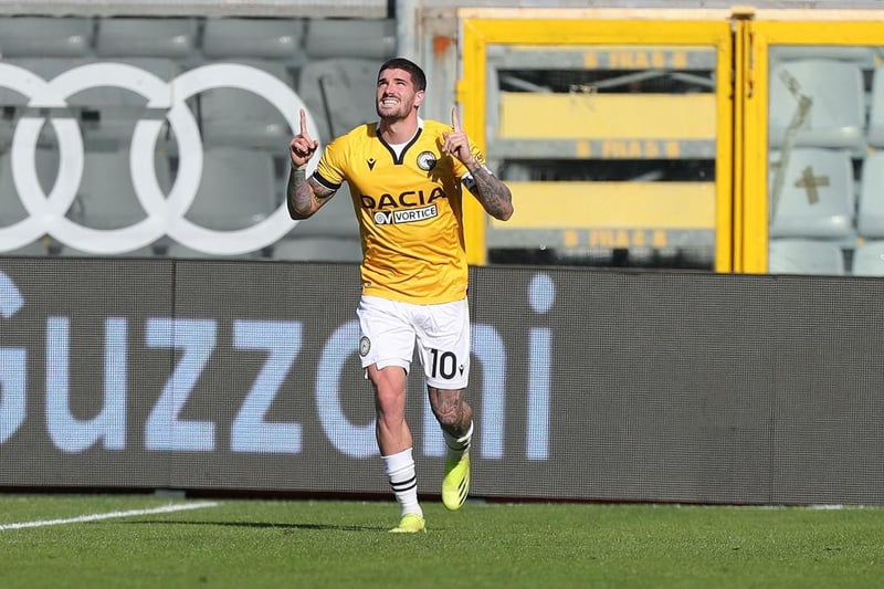 Juventus will not be able to match Udinese's £30 million asking price for Rodrigo De Paul. That could put Leeds United in the driving seat for the Argentine. (Calcio Mercato)
 
(Photo by Gabriele Maltinti/Getty Images)