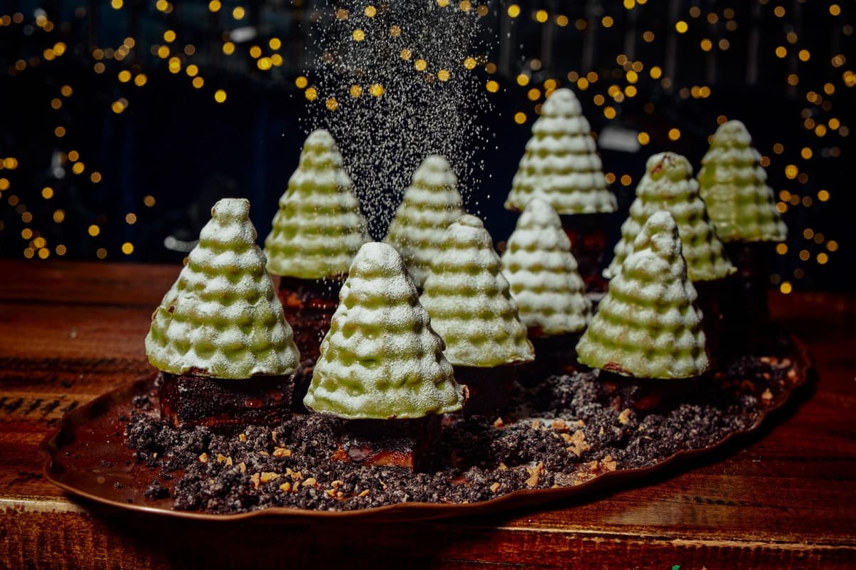Zizzi launches countdown to Christmas with festive menu and 100 free ...