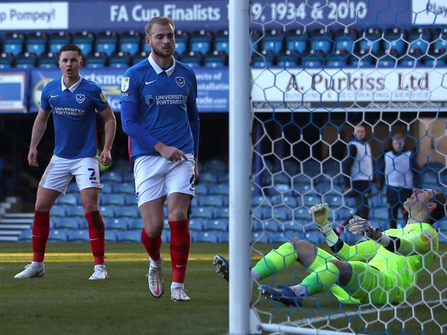 It was a feisty game as league-leaders Hull took on third placed Pompey at Fratton Park. Two Jack Whatmough own goals helped the Tigers maul Kenny Jackett’s side 4-0. The result overshadowed the then perceived impressive signings of Charlie Daniels and George Byers from Shrewsbury and Swansea respectively.