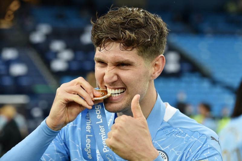 Manchester City have confirmed that defender John Stones has signed a new five-year deal to extend his stay with the Citizens until 2026. The 27-year-old played a key role in his side's Premier League winning campaign last season, and helped England reach the final of Euro 2020. (Club website)