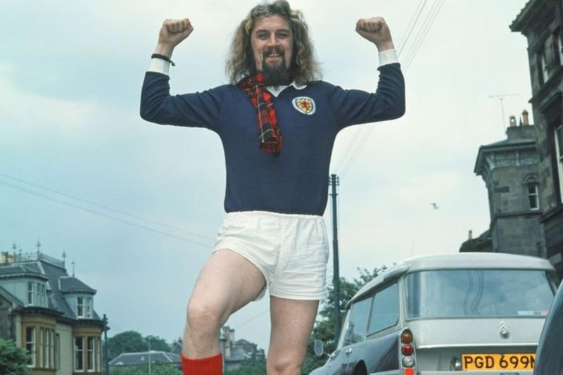 Billy Connolly has had plenty of different looks over the years with you having a great selection to choose from. We’d recommend going for a pair of DIY banana boots. 