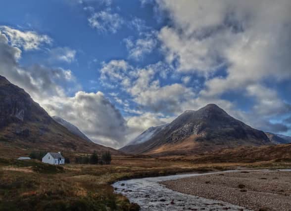 Glen Etive and the wider Glen Coe area were used in the 2012 Bond film Skyfall as the area for 007's ancestral home. Bond and his boss, M, hole up at the Bond family estate, Skyfall, as they wait for their rival.