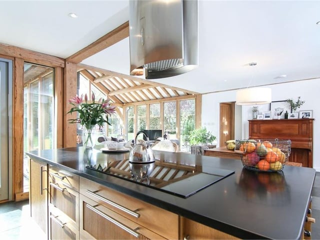 Granite topped island unit.