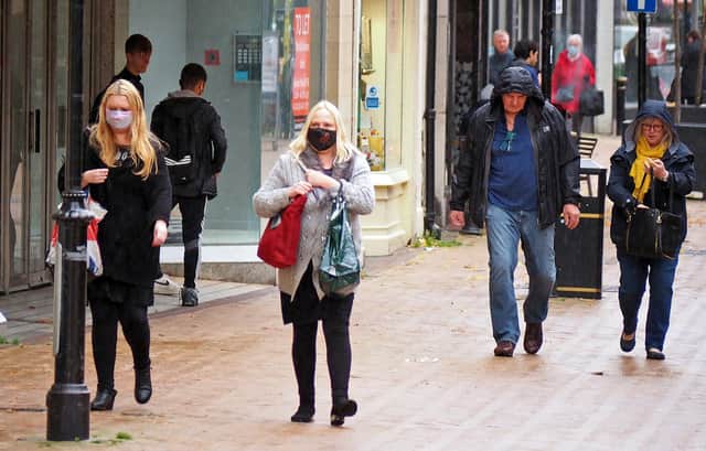 Mansfield in Tier 2: How the town centre looks on first day of new lockdown laws.
