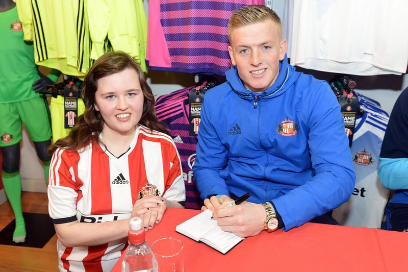 Donna Cowie (22) from Washington meets Jordan Pickford at the signing session.