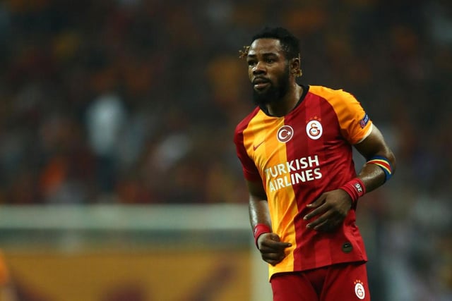 Everton have joined Aston Villa and Wolves in the race for Galatasaray defender Christian Luyindama. He could be available for £11m. (Voetbalkrant)