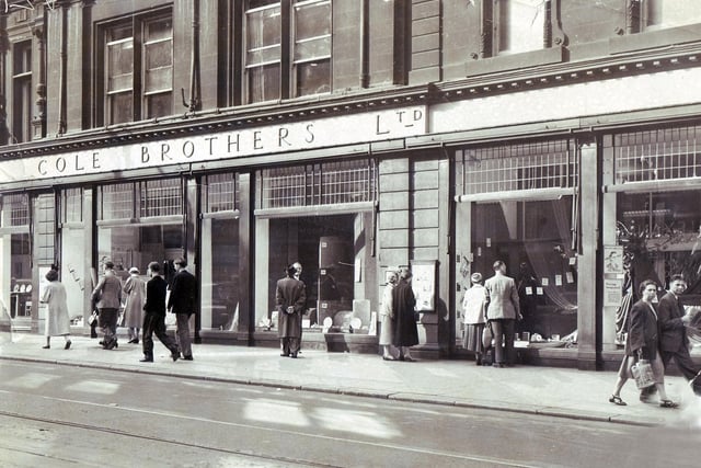 Shoppers outside the Cole Brothers Department Store, Fargate, in October 1955