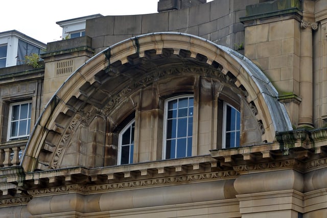 No6 - Sheffield city centre picture quiz. Find this building of Flat Street.
