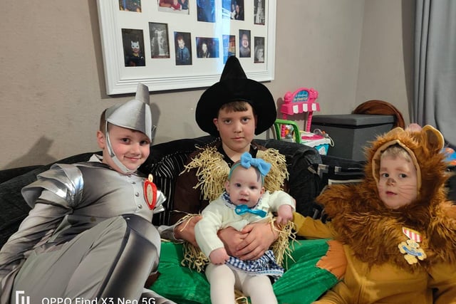 A family affair! Here we have the Wizard of Oz, Scarecrow, Tinman, Lion and Dorothy