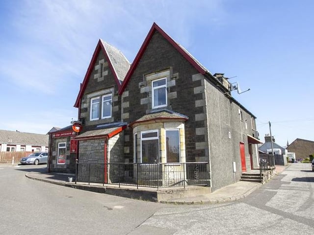 £300,000
Agent - Graham + Sibbald
Very well established community pub within the village of Leslie in Fife, including a self-contained flat above.