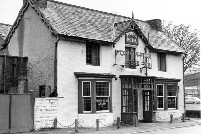 The Pomona Hotel, 213 Ecclesall Road, pictured on November 16, 1979. Ref no: s21733