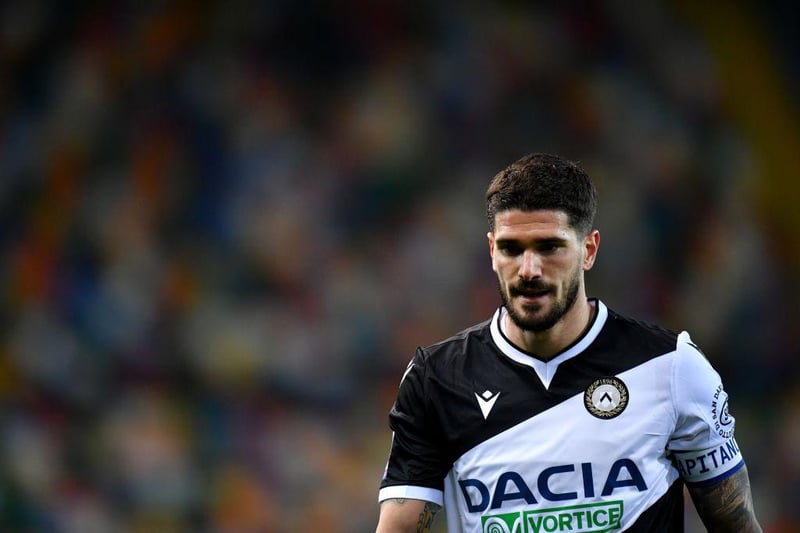 Udinese director Pierpaolo Marino says it will take “a lot” of money to sign Leeds and Liverpool-linked Rodrigo De Paul this summer. The likes of Juventus and Inter Milan have also kept track of the Argentine’s situation. (Marte Sport Live via Sport Witness)
