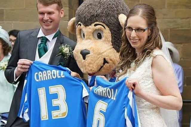 H'Angus was the guest of honour at the wedding of die hard Pools fan Mark Carroll and his bride Jenni at their wedding in 2015.