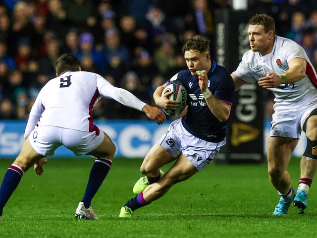 Livewire performance which mixed great skill and bravery. Key role in opening try and then won late turnover to seal the win. - 8