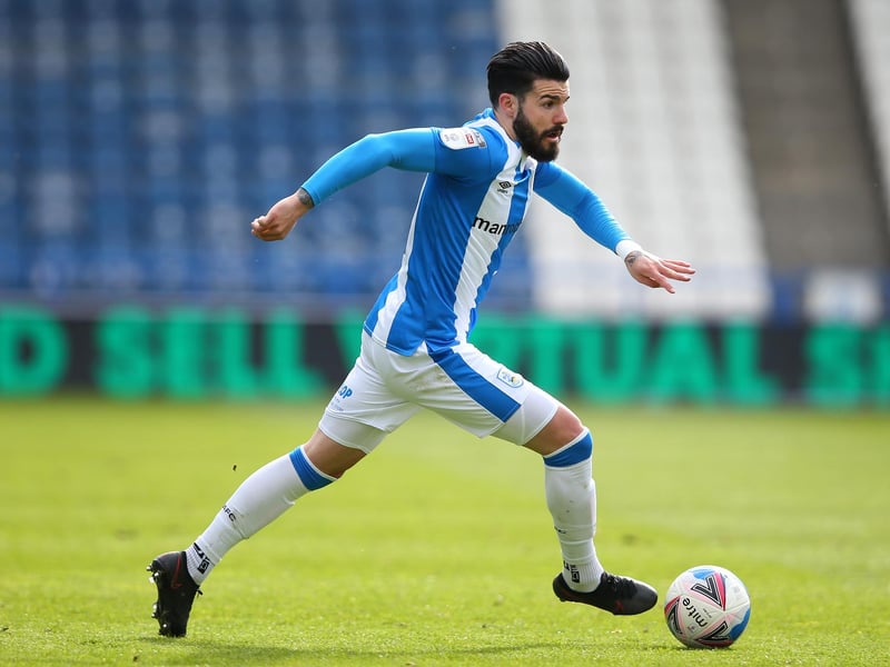 Huddersfield Town midfielder Pipa has been linked with a move to Portuguese champions Sporting CP. He was previously on the books at Espanyol, and has been capped six times at U21 level for Spain. (Football League World)