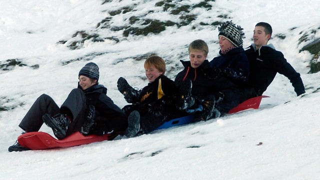 Fun in the snow in Ringinglow, Sheffield