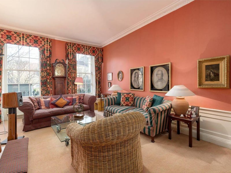 Drawing room.