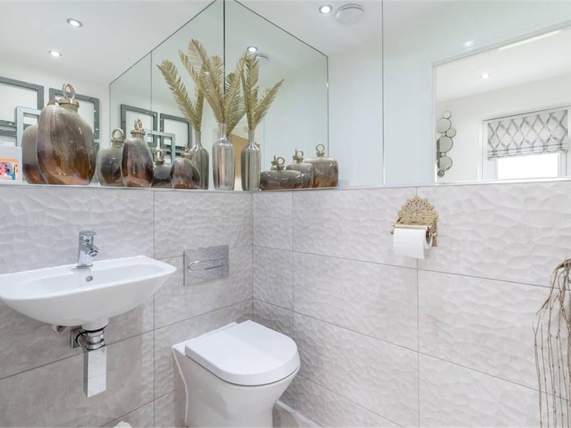 Ground floor WC.