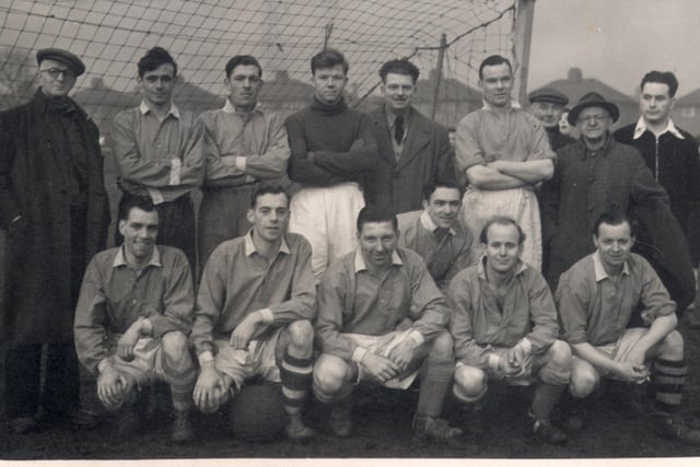 Gleadless H I M W who played in Hollinsend Park in 1950's