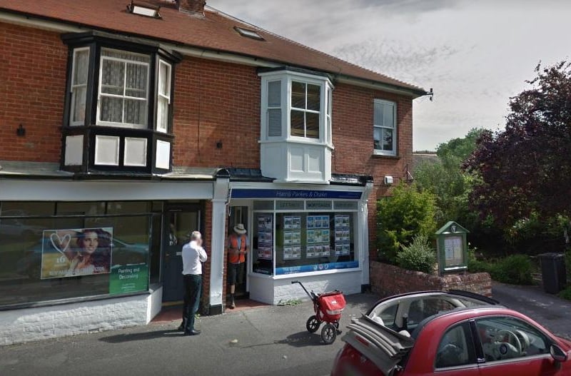 Rowlands Castle Surgery, on The Green, was rated 96% good and 1% poor by patients.