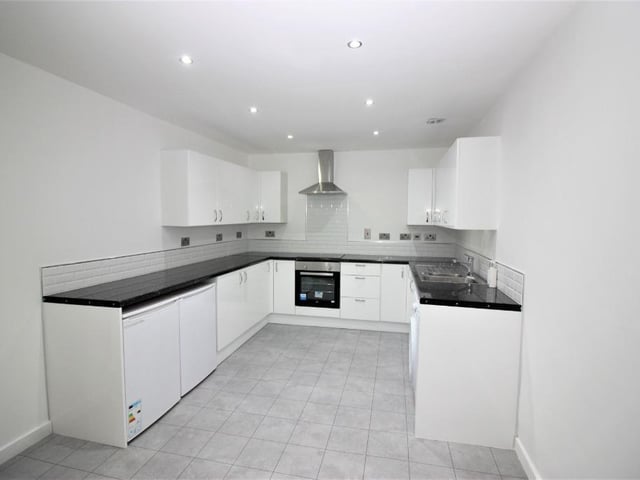 This recently upgraded flat is located in the heart of the city centre, with colleges and universities withing walking distance. The accommodation comprises five double bedrooms, two newly fitted shower rooms with toilets , an internal fitted kitchen. It is available to rent through Cairn Letting & Estate Agency, listed on CityLets.