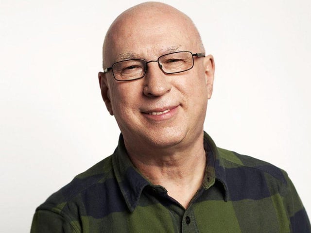 Ken Bruce is a Scottish broadcaster best known for hosting Radio 2’s Mid Morning Show since 1992. He earned between 385,000 - 389,999 GBP
