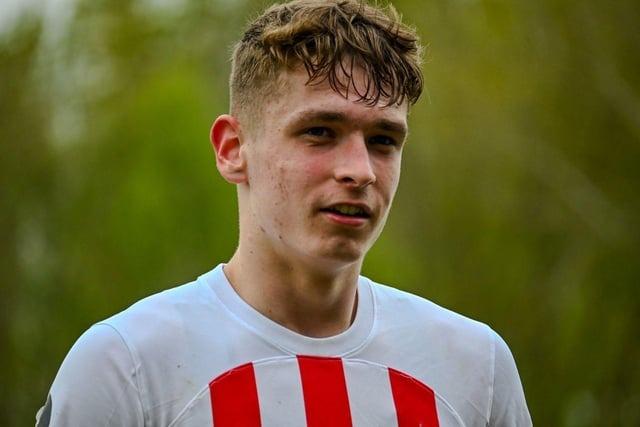 Luke Bell was lucky his lax pass didn't lead to Liverpool regaining the lead in the first-half. Improved as the first half went on and coped well with Liverpool's pace. Showed composure on the all in the second half but saw three conceded. 6