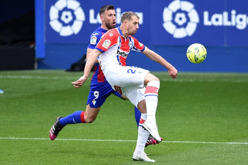 Newcastle United could cash in on Florian Lejeune this summer in order to try and boost their transfer kitty. (Shields Gazette)

 (Photo by Juan Manuel Serrano Arce/Getty Images)