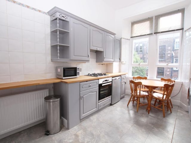 This bright and airy three-bedroom flat is on the third floor of factored tenement in north Kelvinside. It has a large reception hallway, bay-windowed living room, hardwood floor, spacious kitchen with breakfasting table and chairs, three large double bedrooms and a newly decorated bathroom. It is for rent through Western Lettings, listed on Rightmove.