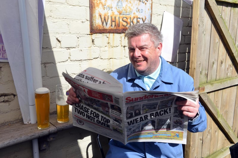 Customer Chris Hall enjoying a drink with the Echo at the Promenade.