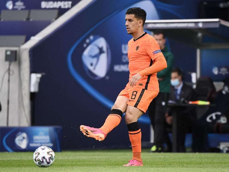 Leeds United and Brighton have both been credited with an interest in Sparta Rotterdam midfielder Abdou Harroui. The 23-year-old is also rumoured to be a transfer target for Scottish Premiership champions Rangers. (Football Insider)