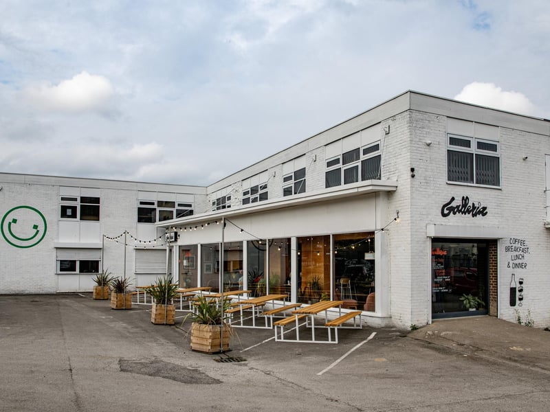 Bringing a touch of cool, contemporary dining to the edge of LS12. Famous for its incredible wood-fired flatbreads and vibrant, seasonal dishes, it’s the ultimate place to unwind or grab something special on the way home. 🍴Armley Rd, LS12 2DR