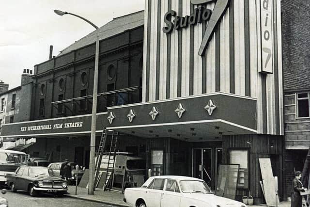 Studio 7 Cinema, The Wicker, Sheffield, pictured in 1968.
Originally the Wicker Picture House which opened in 1920
Finally closed in 1987 and demolished