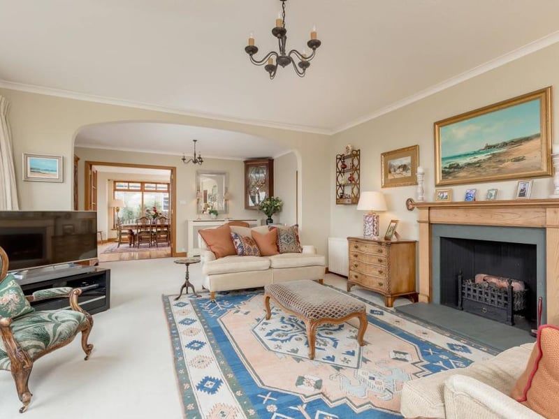 Drawing room.