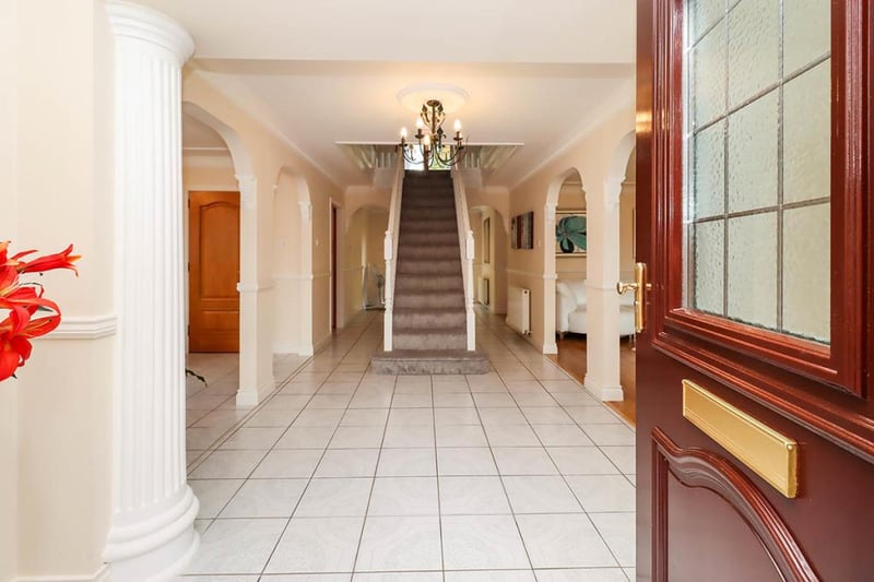 Entrance hall and staircase.
